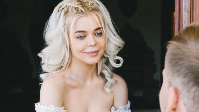 Аліна Гросу