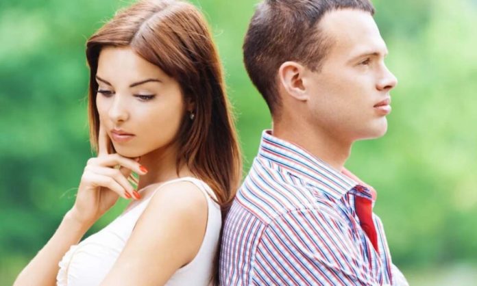 Складні стосунки Складні стосунки