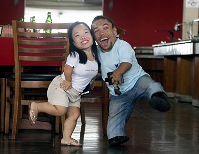 Пауло і Катюця - найменша пара світу