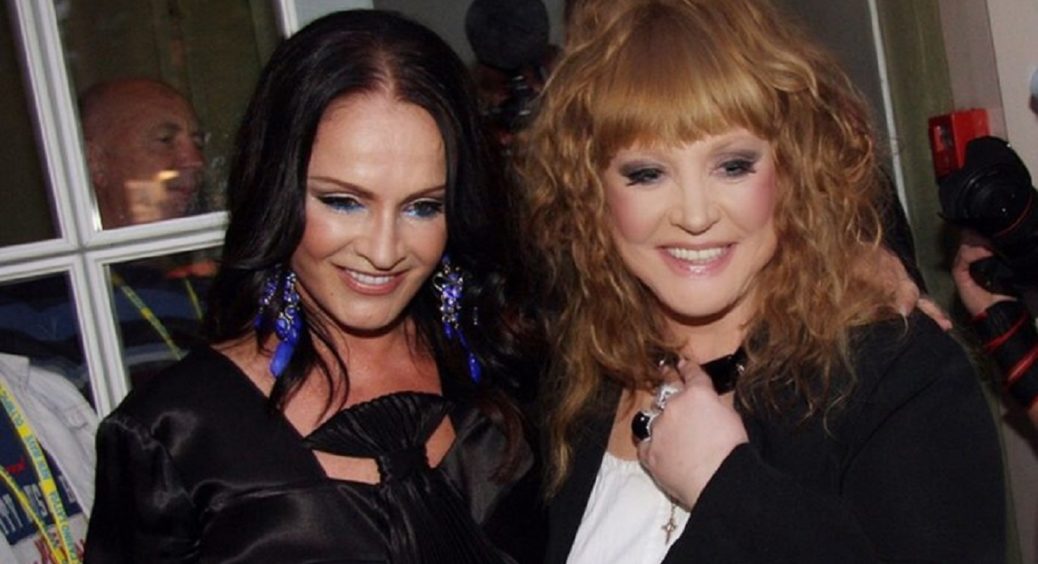 Софія Ротару продемонструвала своє справжнє ставлення до Пугачової у найважчий період для сім’ї Примадонни 