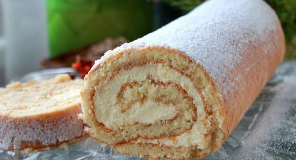 Максимум задоволення: готуємо найсмачніший бісквітний рулет 