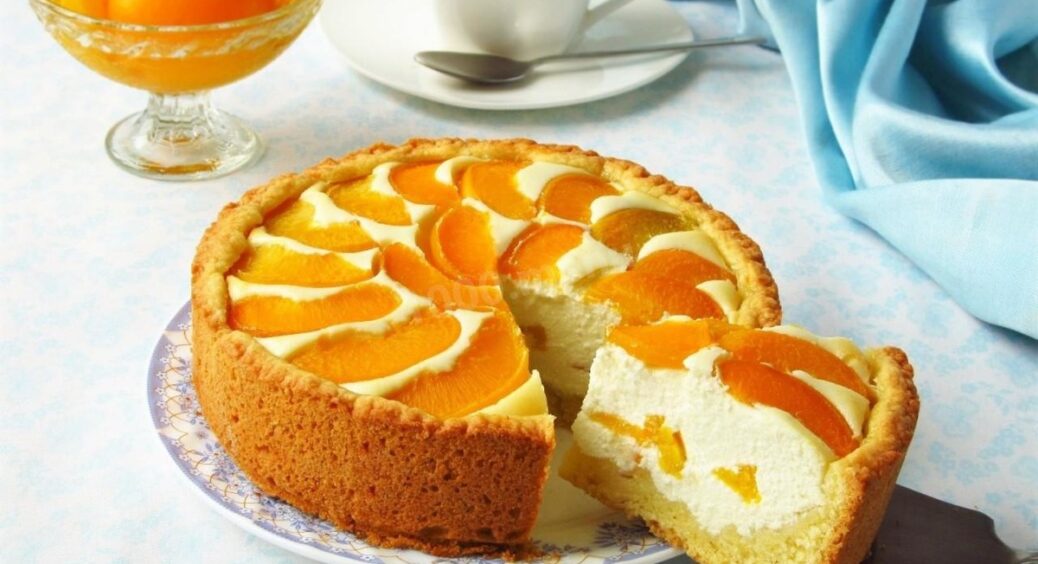 Пісочна основа та легка кислинка: з’ївши цей пиріг, близькі оближуть тарілку та точно проситимуть добавку 