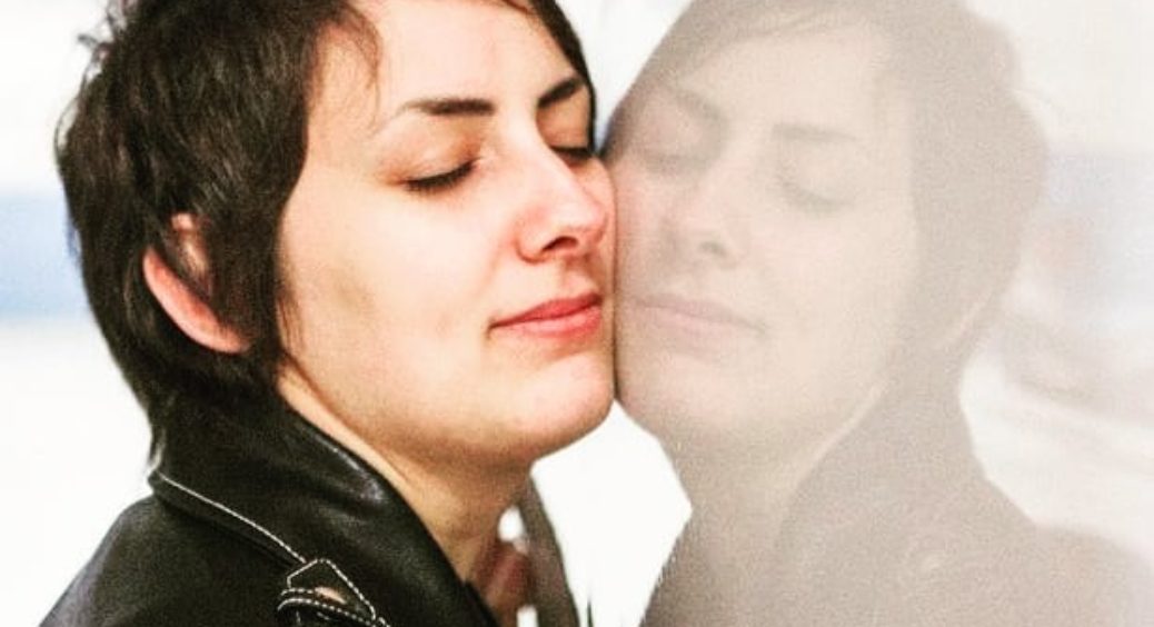 Дівчина закохалася у Boing 737-800. Нічого нового, Мішель, попліткують – і забудуть 