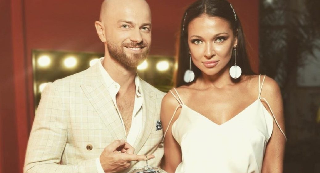 Дружина Влада Ями розповіла, чим годує на сніданок чоловіка 