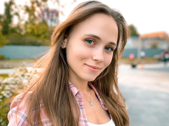 Без косметики