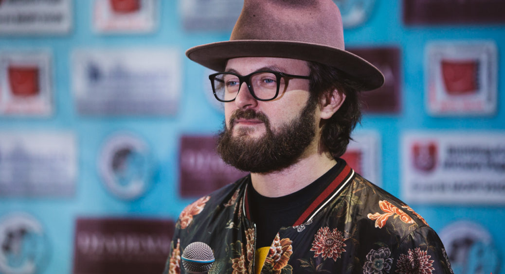 Дзідзьо потис руку Анатолію Анатолічу і ошелешив зізнанням: “Перехворів на коронавірус таємно” 