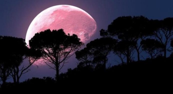 Відсутність Місяця на небі: як пережити сатанинські дні 