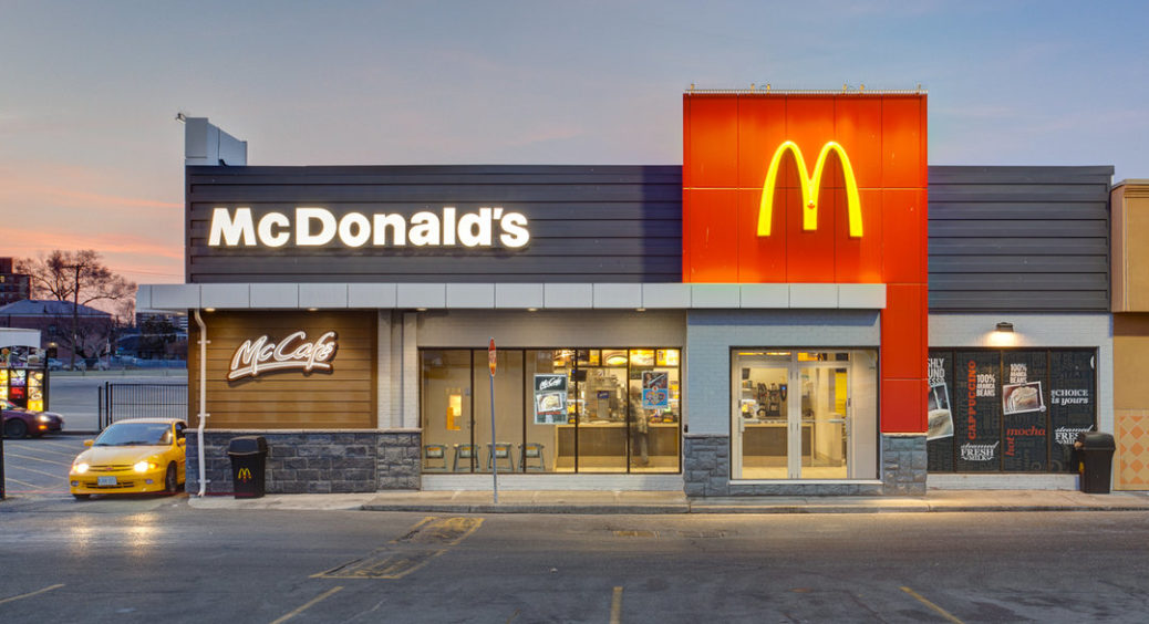 Новий прорив у свідомості: McDonald’s продаватиме рослинні бургери 