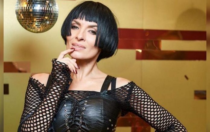 Надія Мейхер показала пружні форми