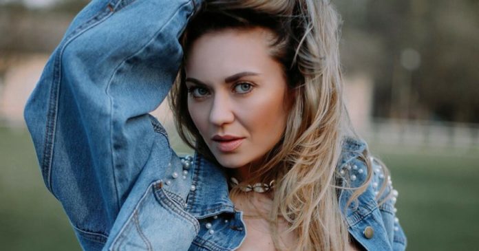 Анна Саліванчук