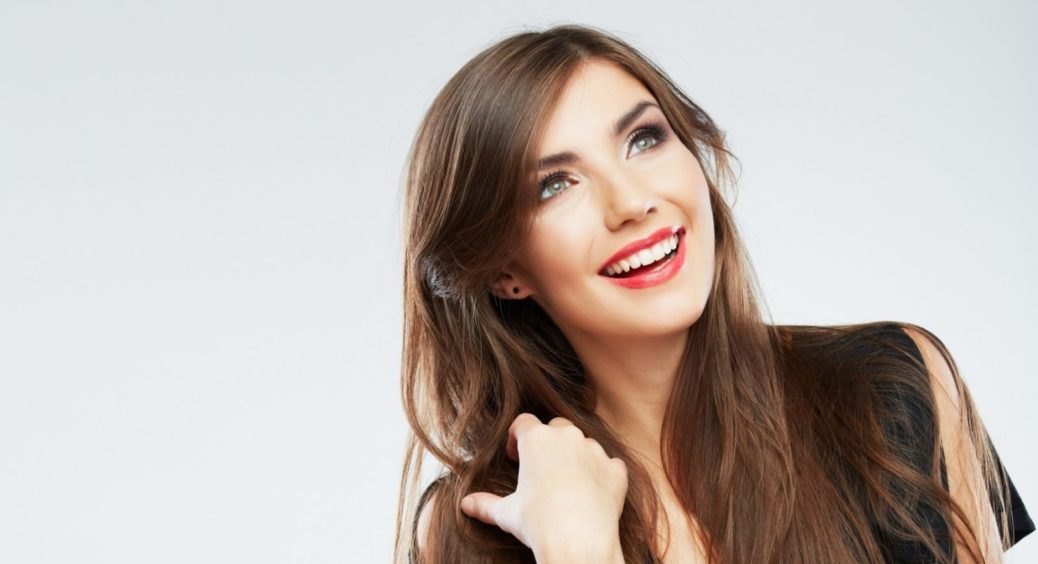 Як відбілити зуби в домашніх умовах: 5 ефективних способів 