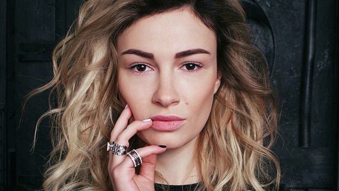 Анастасія Приходько 