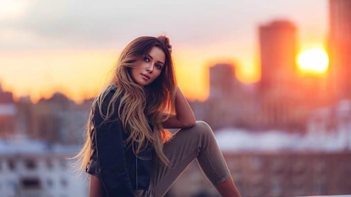 Анна Заворотнюк розповіла подробиці життя