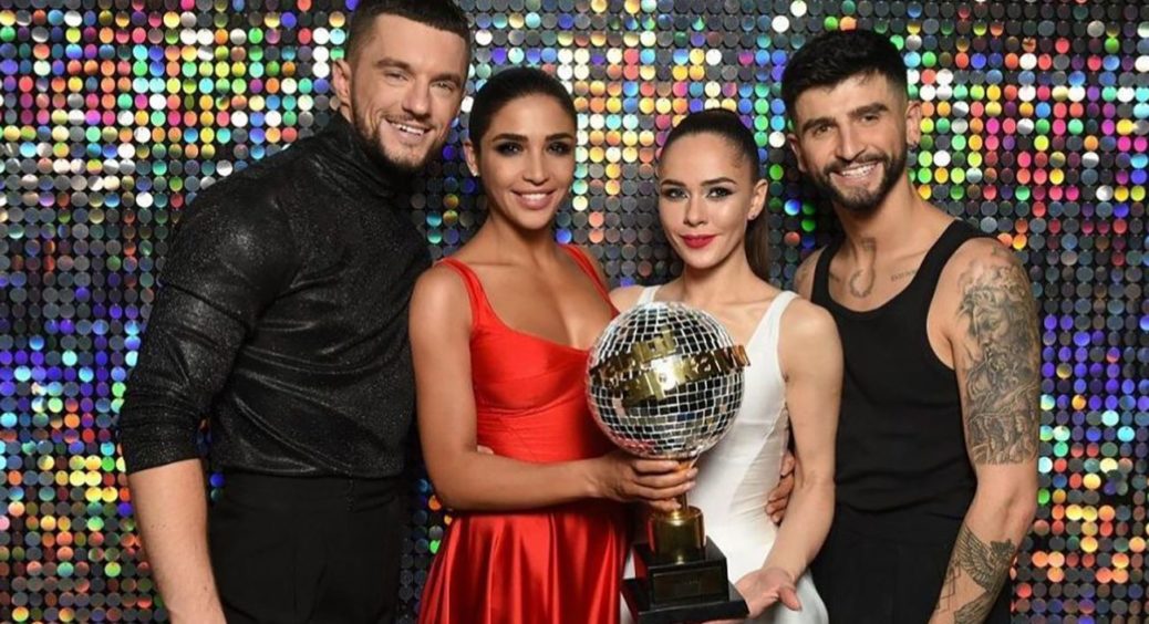 Переможниці «Танців з зірками» Санта Дімопулос і Юлія Саніна продали кубок й віддали гроші важкохворим дітям 