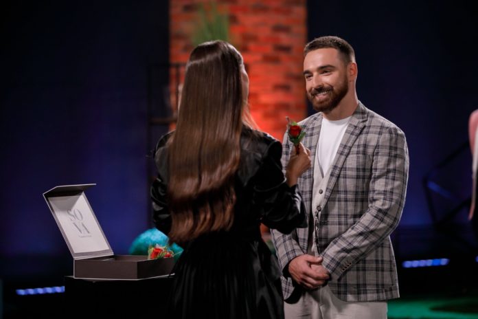 Мішина висловлює прихильність 