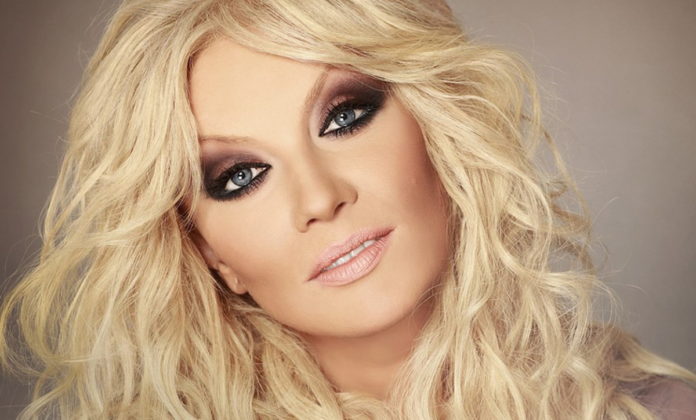 Таїсія звикає до нових реалій життя Таїсія звикає до нових реалій життя