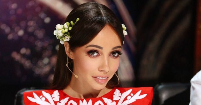 Катерина Кухар повідомила про появу малюка від Стоянова Катерина Кухар повідомила про появу малюка від Стоянова