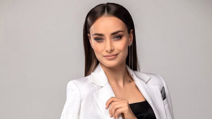 Ксенія Мішина