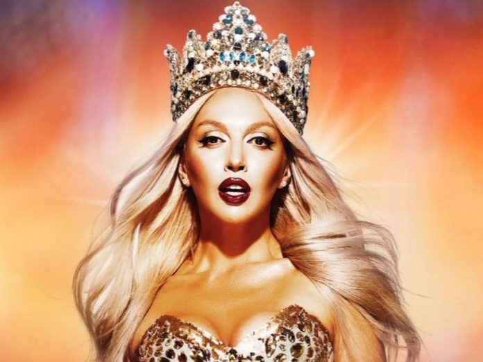 Оля Полякова