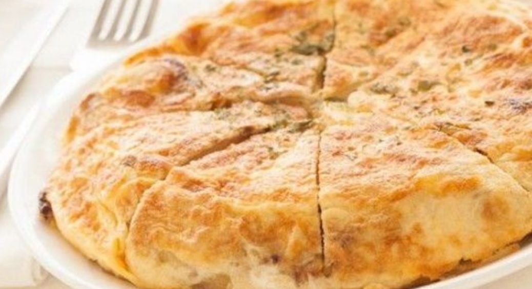 Смачний рецепт пирога на сковороді за 10 хвилин — готую, коли зовсім немає часу 
