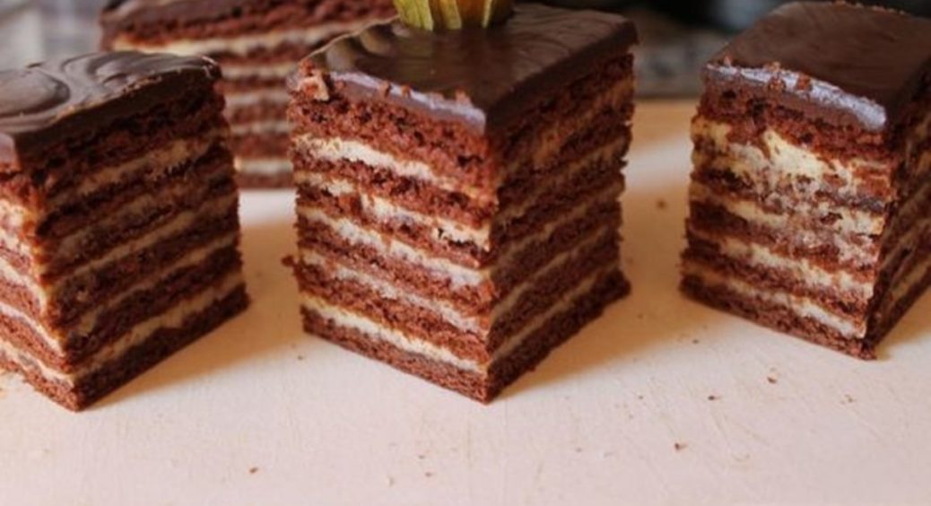 Неймовірно смачний торт без випічки – ідеальне тісто та крем зі смаком морозива 