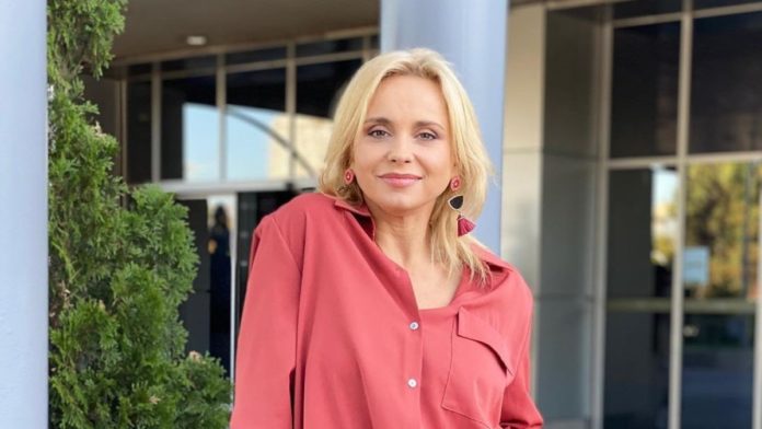 Лілія Ребрик підкреслила округлий живіт широким поясом і вразила новиною Лілія Ребрик підкреслила округлий живіт широким поясом і вразила новиною