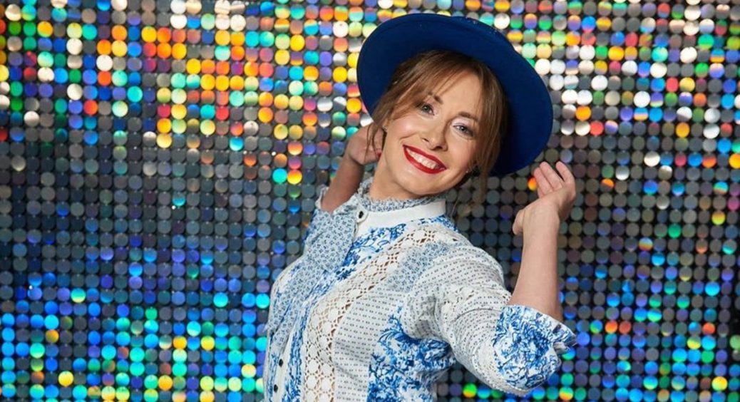 Кравець з “Кварталу 95” поділилася теплими кадрами з доньками та сином: невідомі діти відомої мами 