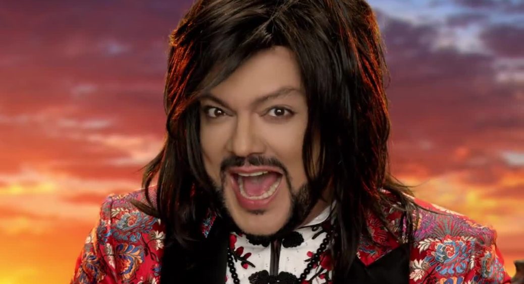 Філіп Кіркоров відпочиває в компанії ефектної брюнетки: скоро діти пізнають материнську ласку 