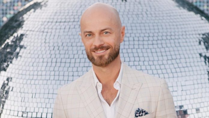 Влад Яма відростив собі волосся та бороду