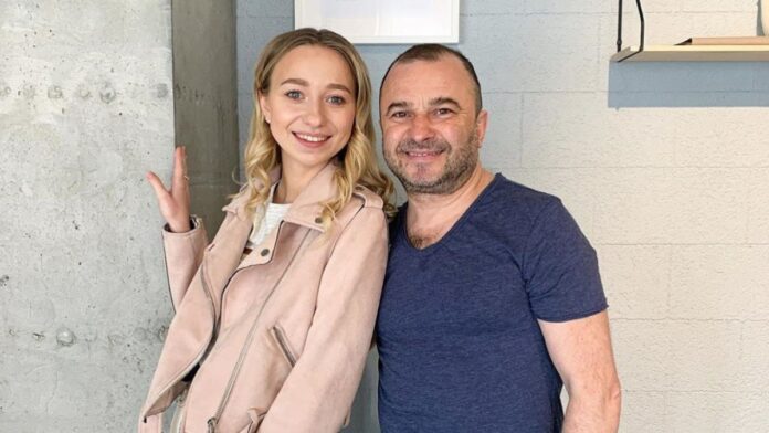 Чи забороняє дружина Віктору Павліку їздити до мами Чи забороняє дружина Віктору Павліку їздити до мами