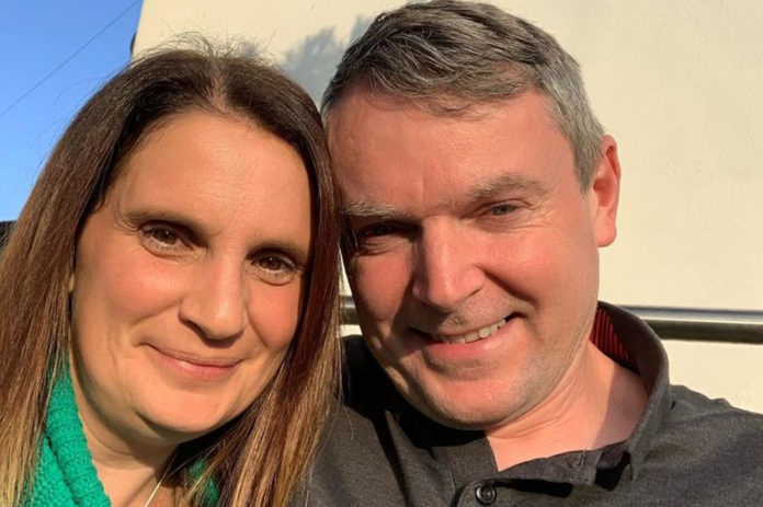 Багатодітні батьки С'ю та Ноель Редфорди