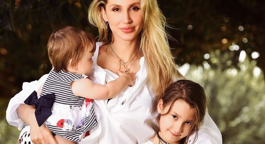 Як виглядає перший чоловік Світлани Лободи: пластичний красень-танцівник, якому співачка подарувала старшу доньку 