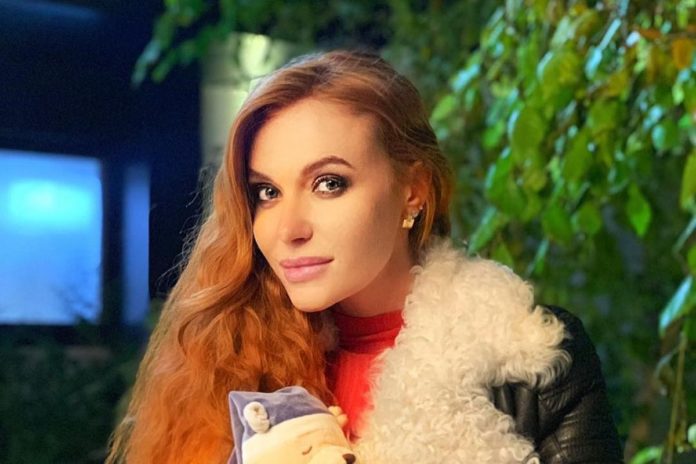 Слава Камінська