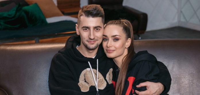 Олександр Еллерт вперше розповів про весілля в США 