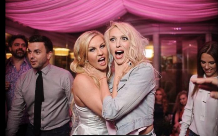 Оля Полякова образила Камалію в ефірі шоу Оля Полякова образила Камалію в ефірі шоу