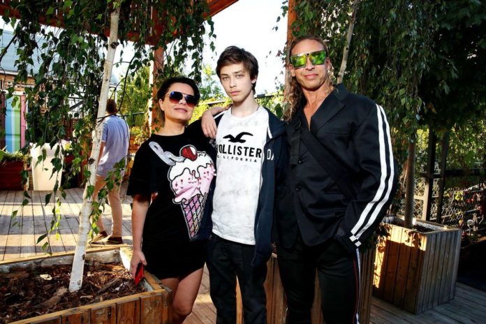 Наташа Корольова з родиною