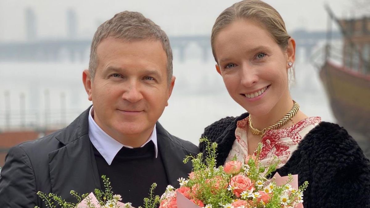Катерина Осадча та Юрій Горбунов відсвяткували День всіх закоханих: свічки, устриці та безкінечне кохання 