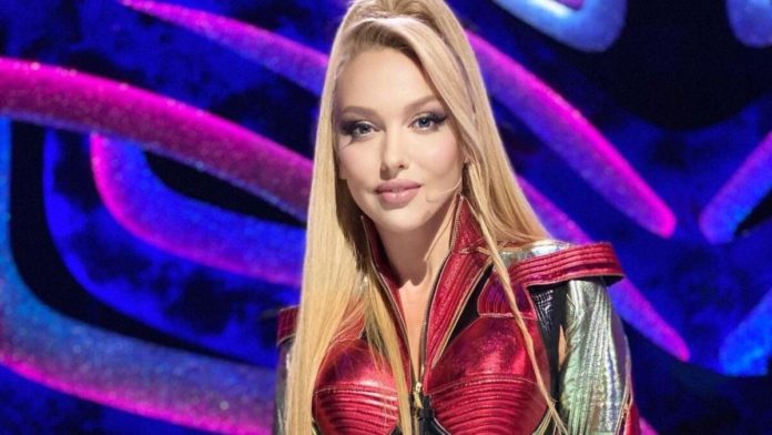 Оля Полякова