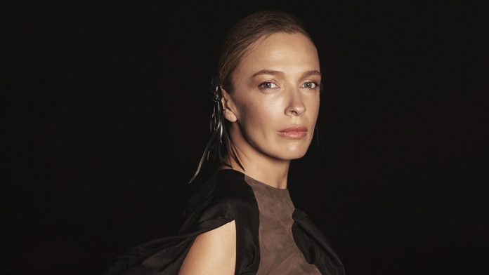 Куди зникла телеведуча Василіса Фролова