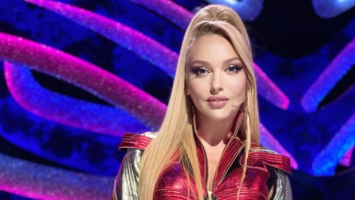 Оля Полякова 