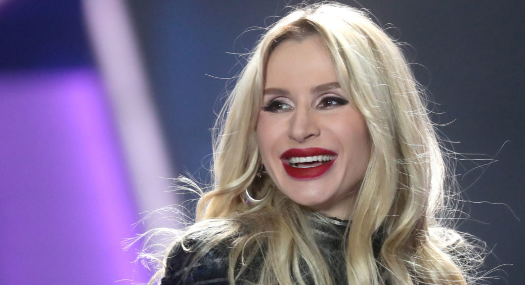 Світлана Лобода повернулася додому та вперше випустила пісню українською: насумувалася на чужбині 