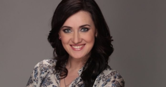 41-річна Соломія Вітвіцька вбралася у весільне