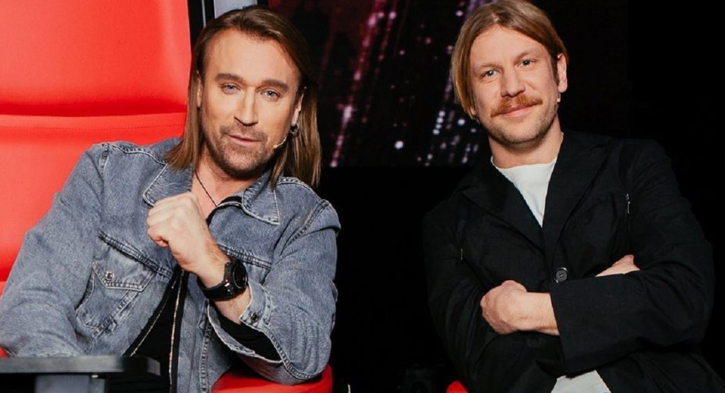 Олег Винник та Іван Дорн вразили публіку несподіваним зізнанням: знамениті блондини виявилися “родичами” 