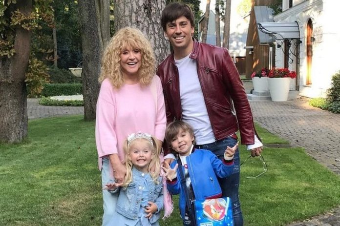 Родина Пугачової та Галкіна