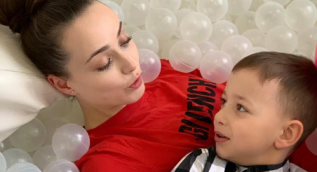 Ксенія Мішина показала підрослого сина та розповіла про дивне захоплення: чим живе дитина у новій родині 