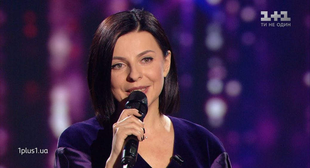 Переможниця “Голосу країни” Оксана Муха поділилася рідкісними фото дорослого сина: “Як схожі” 