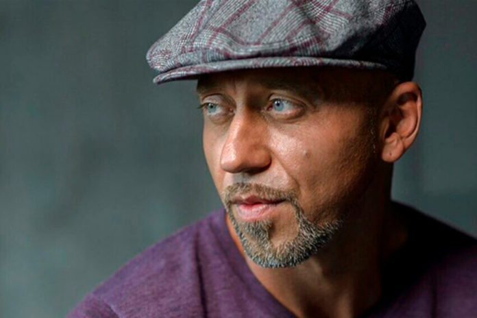 Як виховує синів скандальний репер Серьога