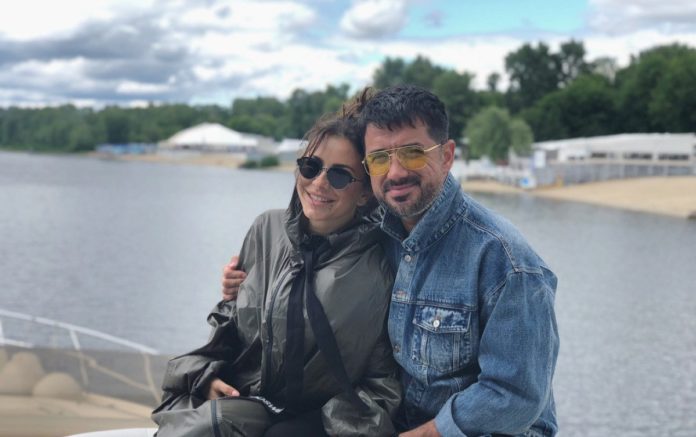 Екс-чоловік Ані Лорак Мурат Налчаджиоглу, який підтримав Україну поскаржився, що тепер не бачить доньку