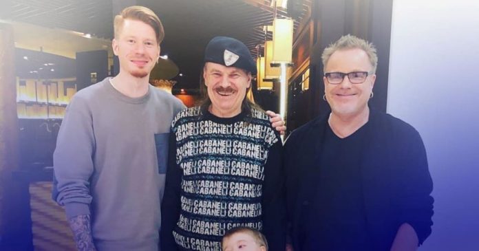 Володимир Прєсняков з родиною Звичайні Борі уборку Володимир Прєсняков з родиною Звичайні Борі уборку