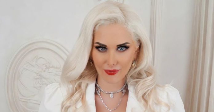 Катя Бужинська